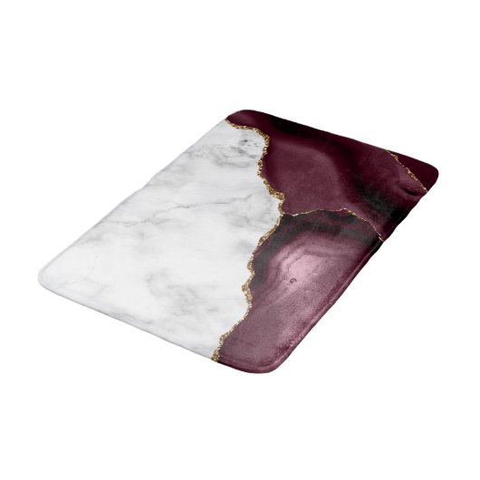 White Marble Gilded Burgundy Agate Medium Badematte (Schrägansicht)
