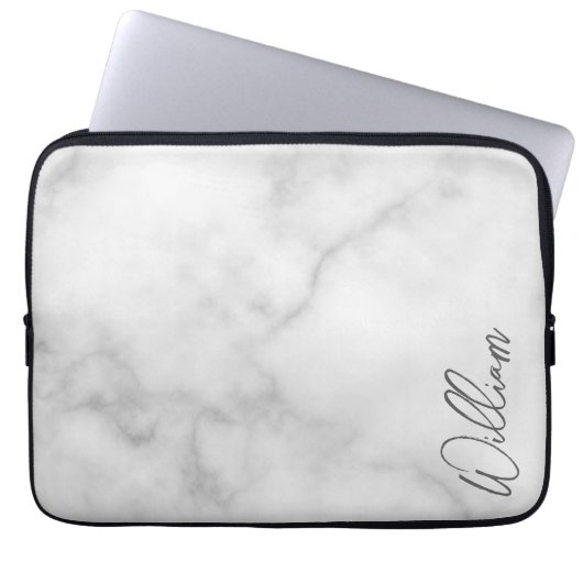 White Marble Modernes Script Personalisiert Name Laptopschutzhülle (Vorderseite)