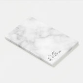 White Marble Modernes Script Personalisiert Name Post-it Klebezettel (angewinkelt)
