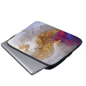 White Marble Swirl with Liquid Gold Laptopschutzhülle (Vorne Knopf)
