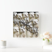 White Meerkat Army Quadratische Wanduhr (Zuhause)