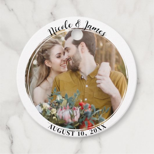 White Minimal Trendy Round Foto Gastgeschenk Hochz Geschenkanhänger (Vorderseite)