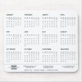 White Minimalistisch Vibes 2024 Mit Monogramm Cale Mousepad (Vorne)