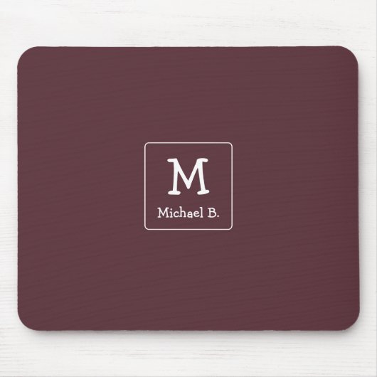 White Monogram und Name on Dusty Burgundy Mousepad (Vorne)