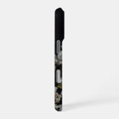 White moody flowers on dark background iPhone hülle (Rechte Seite)