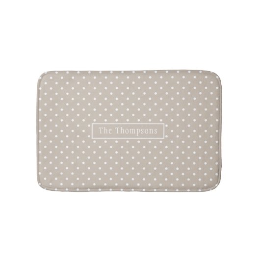 White On Beige Polka Dots Pattern With Custom Name Badematte (Vorderseite)
