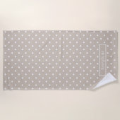 White On Beige Polka Dots Pattern With Custom Name Strandtuch (Vorderseite)