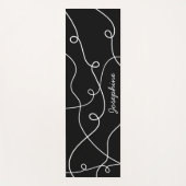 White On Black Geometric Loops Pattern And Name Yogamatte (Vorderseite)