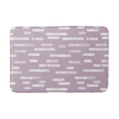 White on Mauve Rounded Lines Pattern Badematte (Vorderseite)