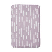 White on Mauve Rounded Lines Pattern Badematte (Vorderseite Vertikal)