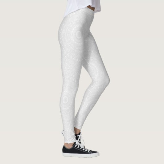 White on White Geometric Mandala Pattern Leggings (Rechts)