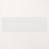 White on White Minimal Mandala Muster Yogamatte (Vorderseite (Horizontal))