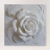 White on White - Skulptur Rose Puzzle (Horizontal)