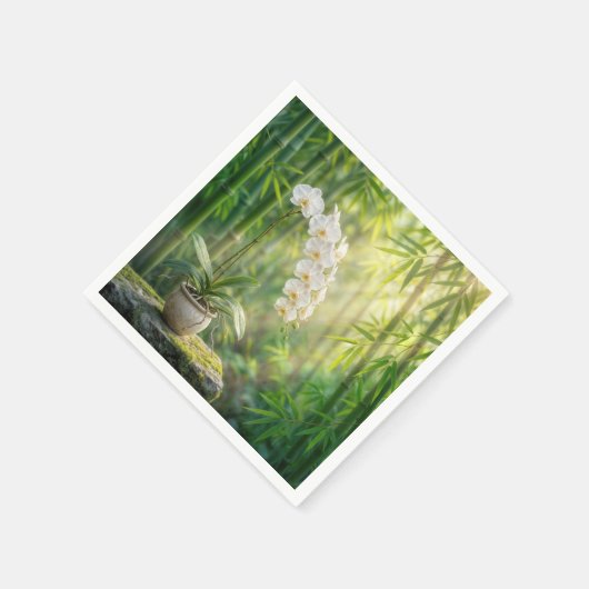White Orchids in Bamboo Forest Serviette (Ecke)