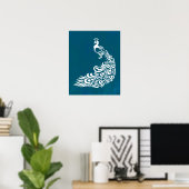 White Peacock auf Aquamarinem, kühl gestaltetem Ar Poster (Heimbüro)