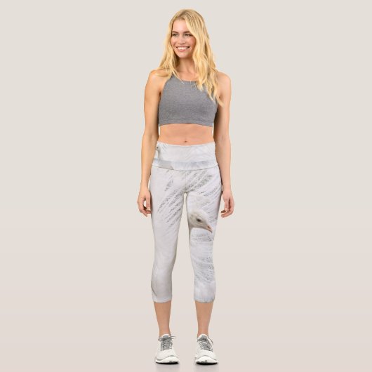 White Peacock schöne Federn Capri Leggings (Vorderseite)