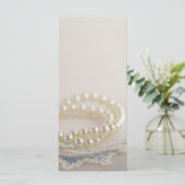 White Pearls und Blue Lace Wedding Programm (Stehend Vorderseite)