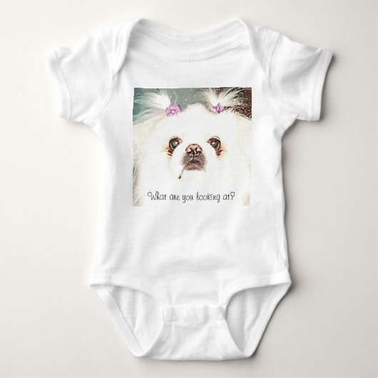 White Pekingese Was siehst du dir an? Funny Baby Strampler (Vorderseite)