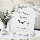 White Peony Greenerity Wedding Custom Welcome Sign Sockelschild