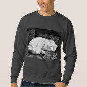 White Persian Sleeping Cat Sweatshirt (Vorderseite)