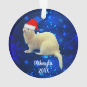 White Pet Ferret in Weihnachtsmannmütze Ornament (Rückseite)
