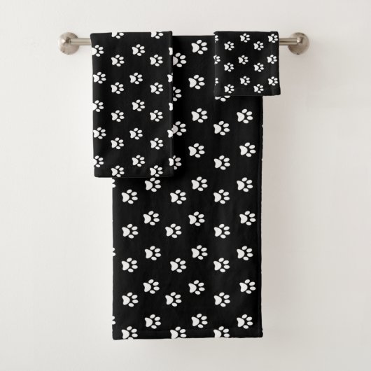 White Pet Paws Pattern on Black Badhandtuch Set (Insitu)