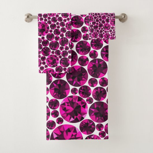 WHITE PINK DIAMOND PATTERN BADEZIMMER TOWEL SET (Insitu)