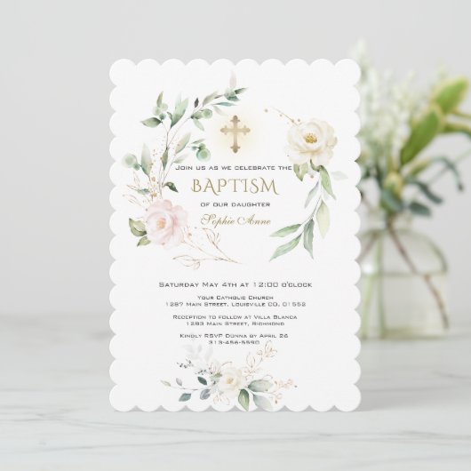White Pink Floral Greenery Gold Cross Baptism  Einladung (Stehend Vorderseite)