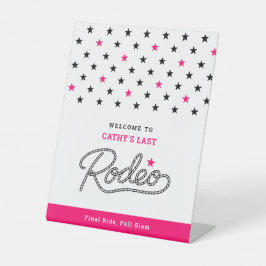 White Pink Welcome Last Rodeo Bachelorette Party Sockelschild