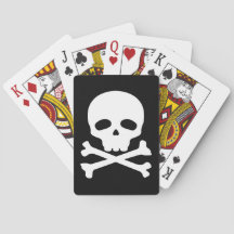 White Pirate Skull auf schwarzem Hintergrund