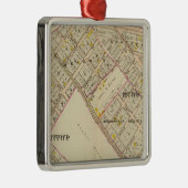 White Plains weist 1-2, New York ein Silbernes Ornament (Rechts)