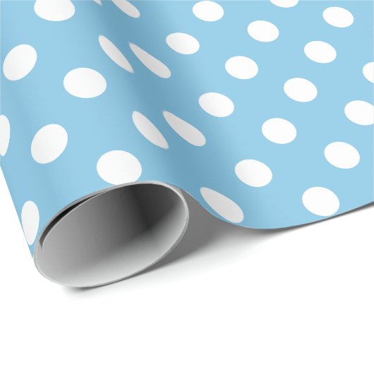 White Polka Dot auf Light Blue Medium Space Geschenkpapier (Rolleneckpunkt)