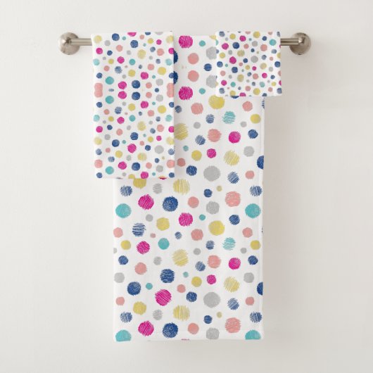 White Polka Dot  Badhandtuch Set (Insitu)