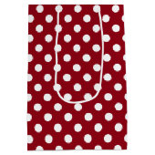 White Polka Dots on Crimson Red Mittlere Geschenktüte (Rückseite)