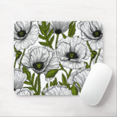 White poppies on white mousepad (Mit Mouse)