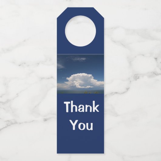 White Puffy Cloud Flaschenanhänger (Rückseite)