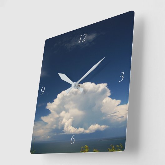 White Puffy Cloud Foto Quadratische Wanduhr (Winkel)