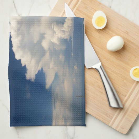 White Puffy Cloud Geschirrtuch (Viertel Falte)