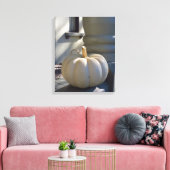 White Pumpkin auf dem Rail - Martha's Vineyard Leinwanddruck (Insitu (Wohnzimmer))