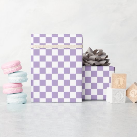 White & Purple Checkerboard Wrapping Paper Roll Geschenkpapier (Babyparty)