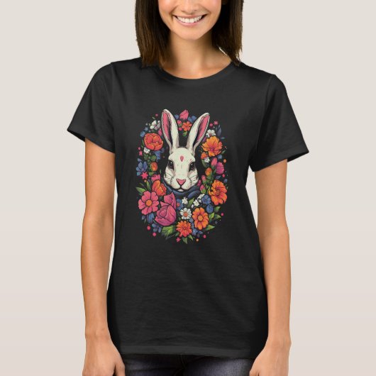 White Rabbit encircled by Flowers Owner  garden T-Shirt (Vorderseite)