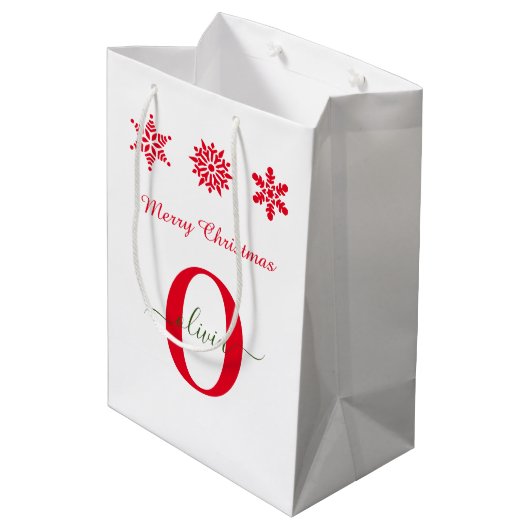 White Red Green Monogram Script Frohe Weihnachten Mittlere Geschenktüte (Rückseite Schrägansicht)