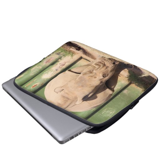 White Rhino Laptopschutzhülle (Vorne Knopf)