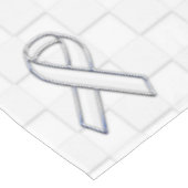 White Ribbon Awareness Checkers Style Tischdecke (Schrägansicht)
