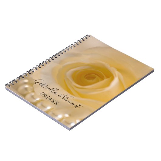 White Rose and Pearls Wedls Guest Book Notizblock (Linke Seite)