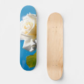 White Rose Beauty Skateboard (Vorderseite)