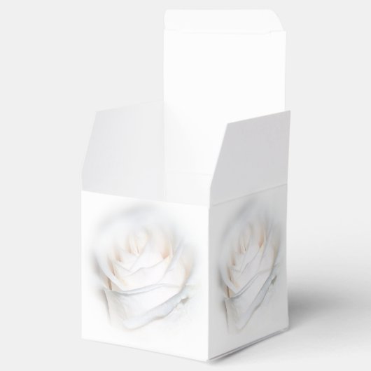 White Rose Design Wedding Geschenkschachtel (Geöffnet)