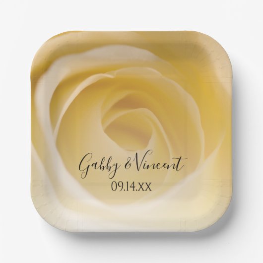 White Rose Floral Wedding Pappteller (Vorderseite)