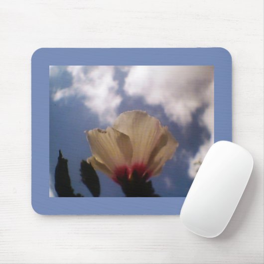 White Rose in Blue Sky Mousepad (Mit Mouse)
