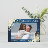 White Roses Blue Wood FOTO Wedding Save The Date (Stehend Vorderseite)